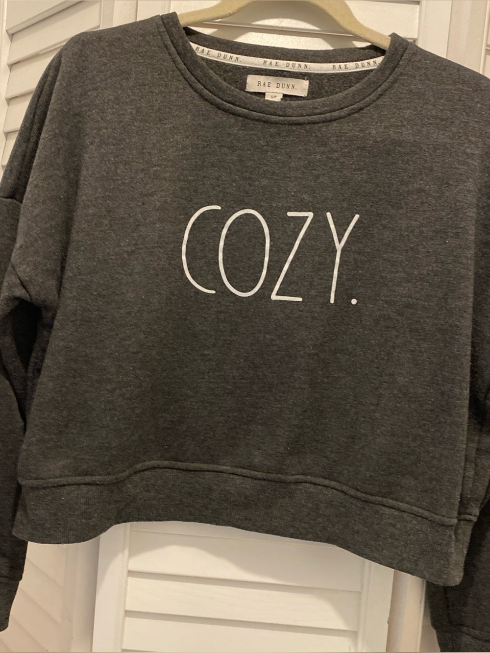 Rae Dunn “Cozy” Cropped Sweatshirt | Size S Charcoal Gray Pullover EUC